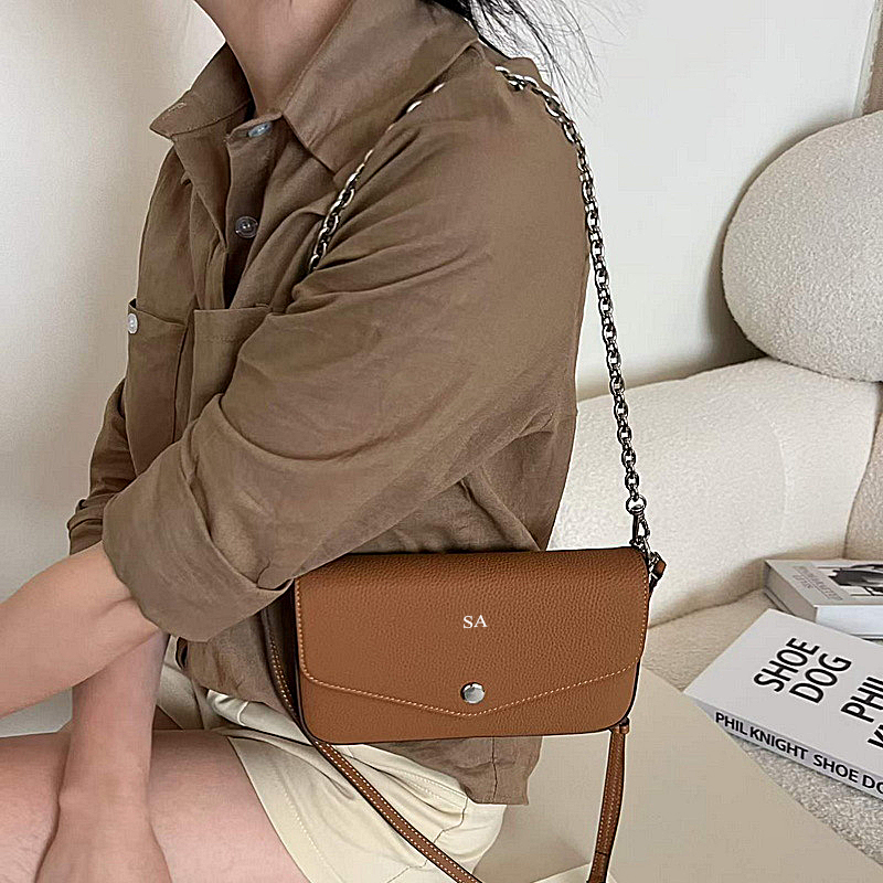 Borsa a Tracolla di Lusso in V - Luxury Bags Names recensione e prezzo