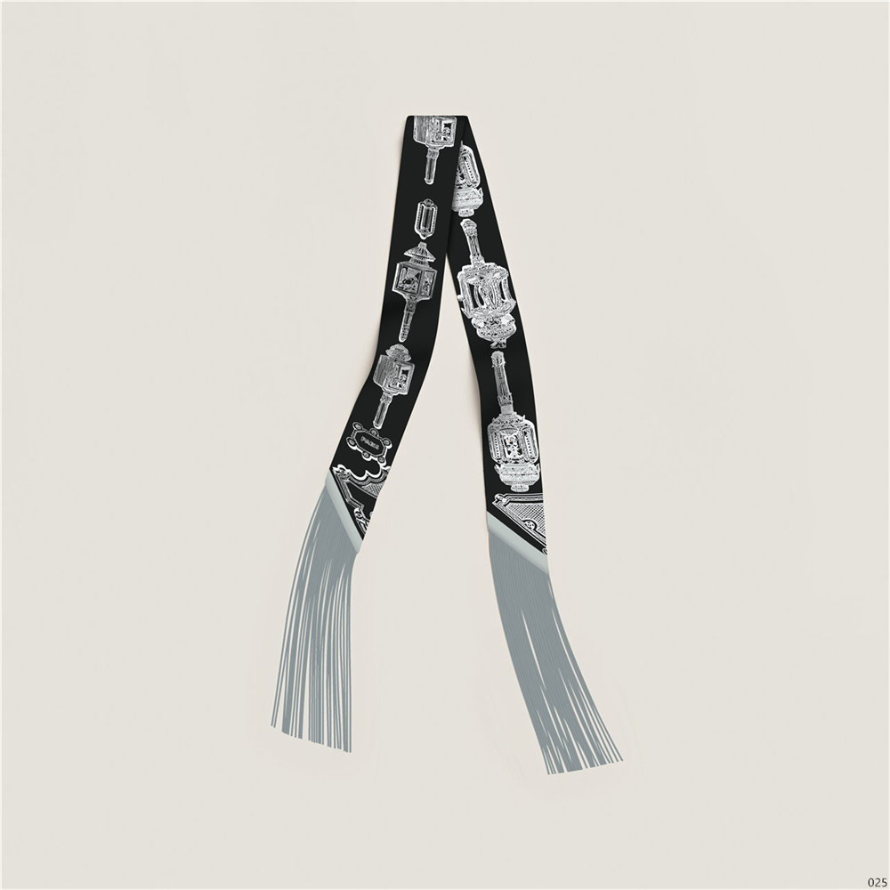 Sciarpa di Seta con Nappe Stil - Luxury Bags To Sell recensione e prezzo