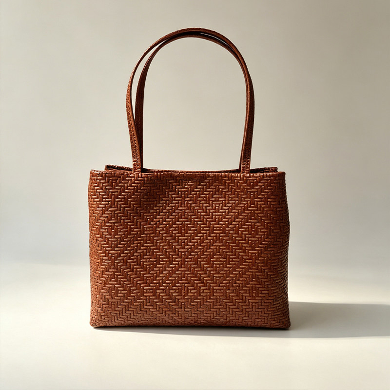 Borsa Tote Mendy in Vera Pelle - Luxury Bags Office recensione e prezzo